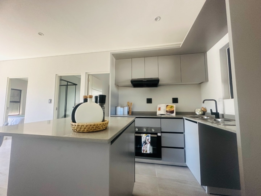 2 Bedroom Property for Sale in Table View Western Cape